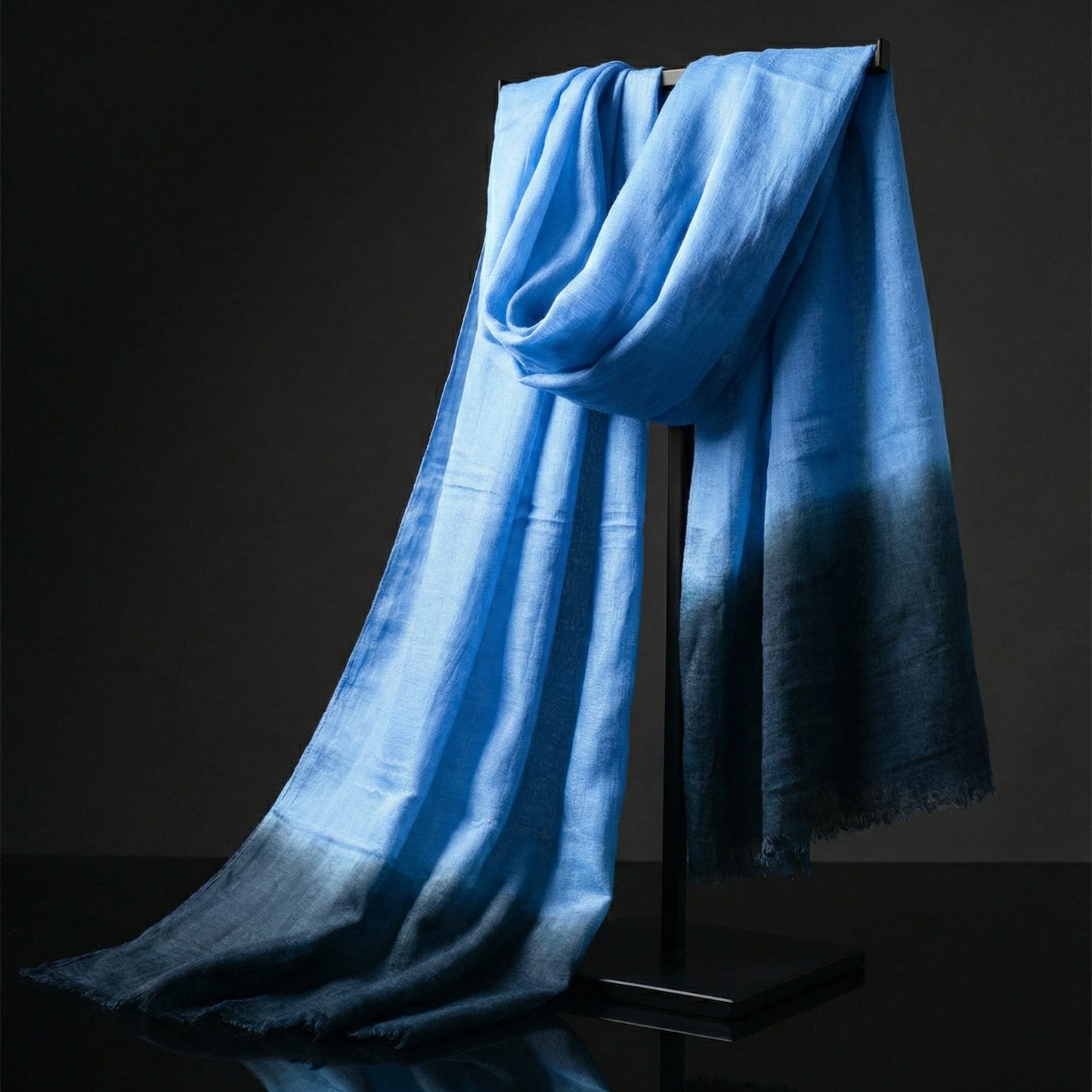 Tagelmust, gefärbt in Hellblau | Leichter Nomaden-Reiseschal