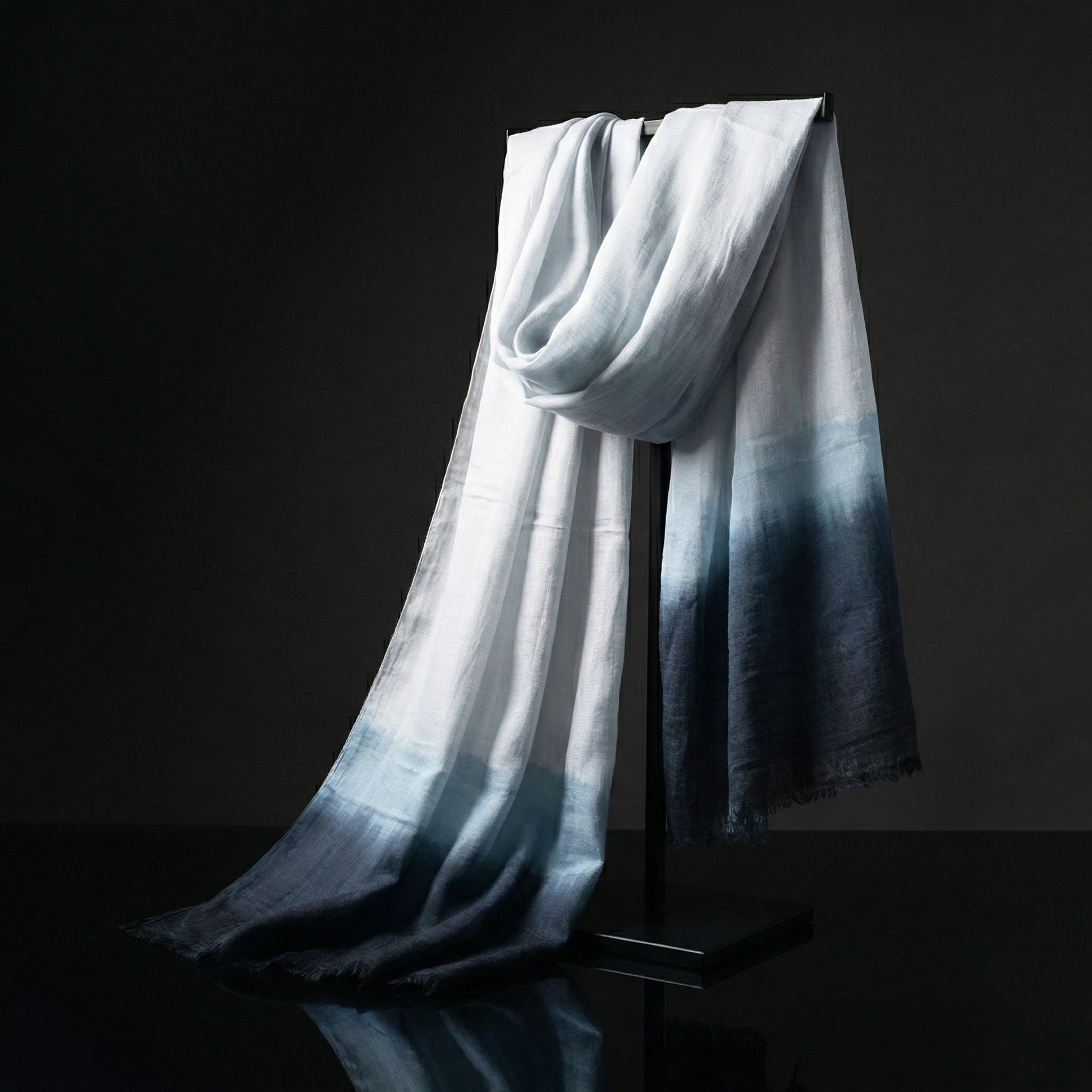 Lightweight Original White Tagelmust crafted in rayon fabric, breathable Moroccan desert headscarf ideal for Sahara travel and safari sun protection.