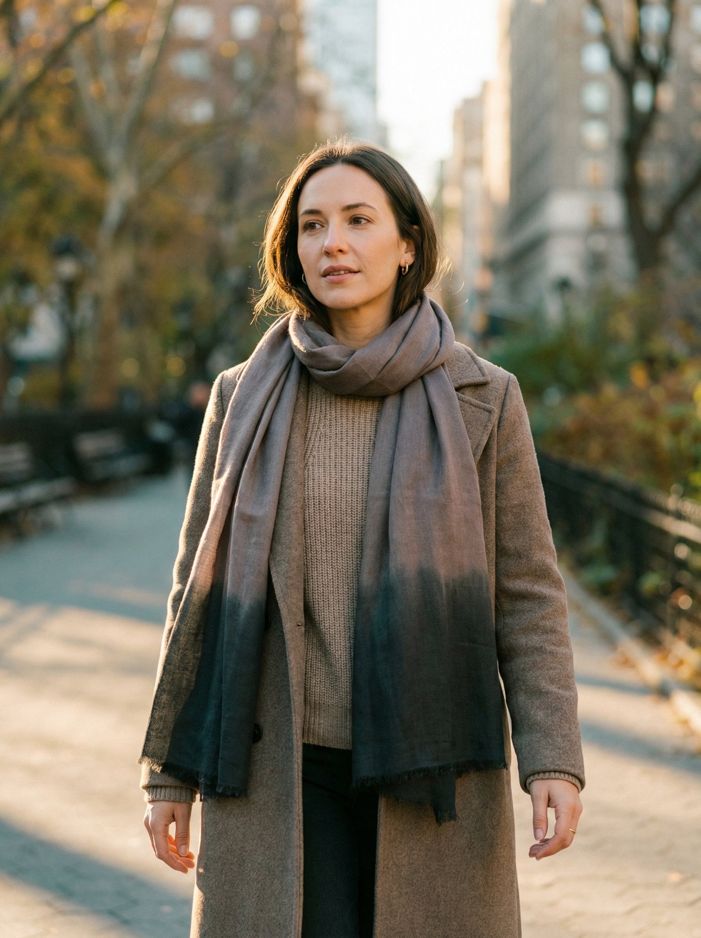 Tagelmust, gefärbtes Taupe-Grau | Leichter Nomaden-Reiseschal